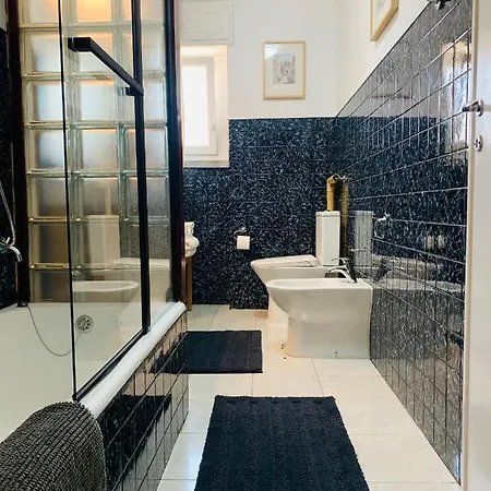 Quarto em Acomodações Particulares Beautiful Private Next To Lisbon - New Paço de Arcos