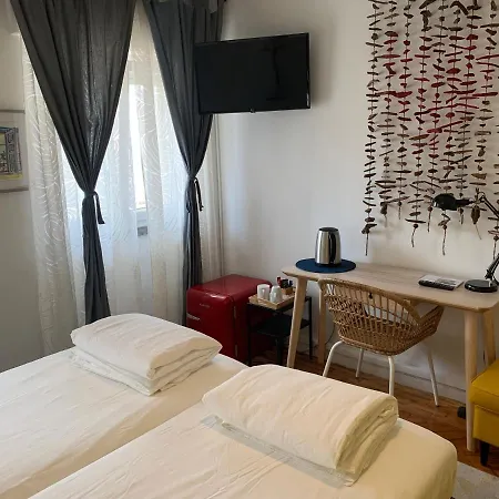 Beautiful Private Next To Lisbon - New * Paço de Arcos